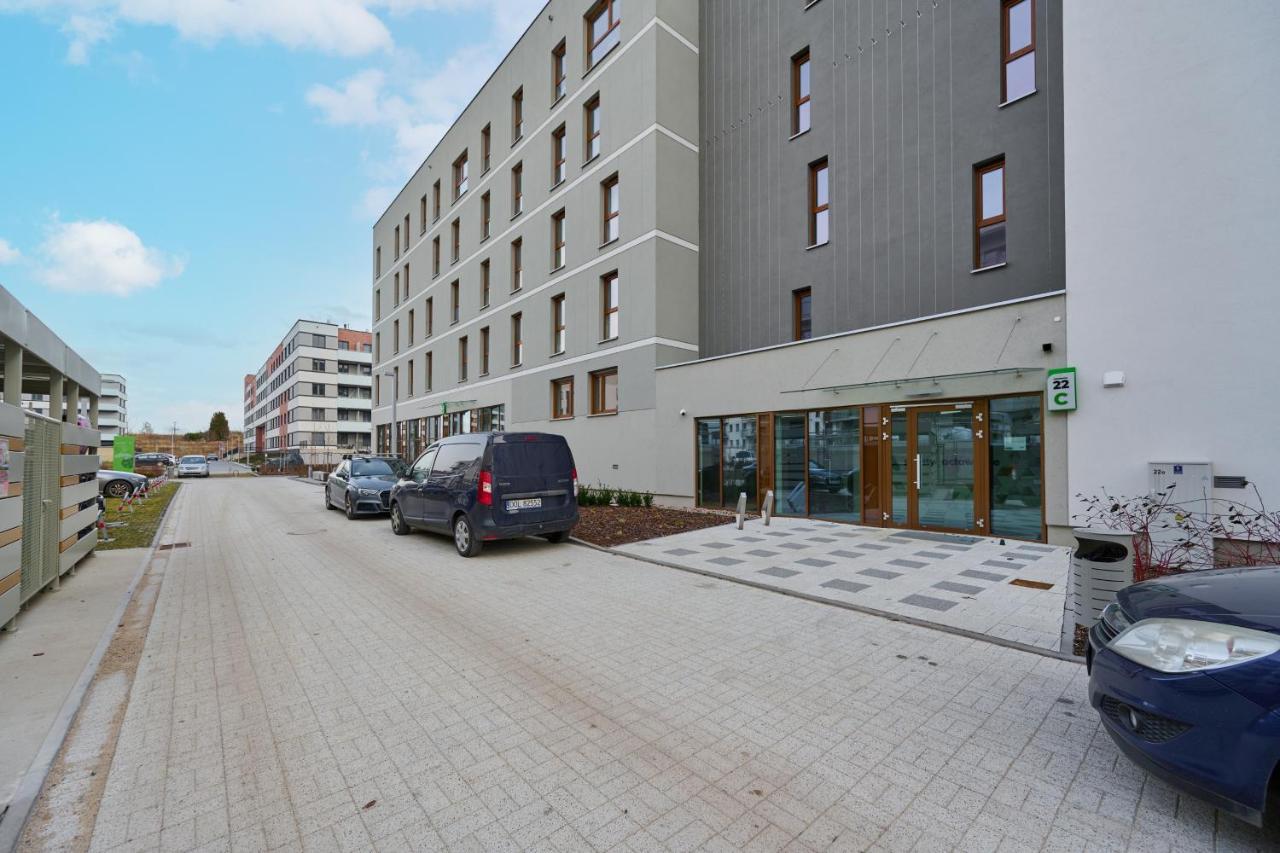 Wichrowa With Free Garage By Renters Appartamento Breslavia