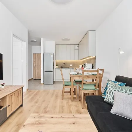 Apartment Wichrowa With Free Garage Wroclaw By Noclegi Renters Exterior foto