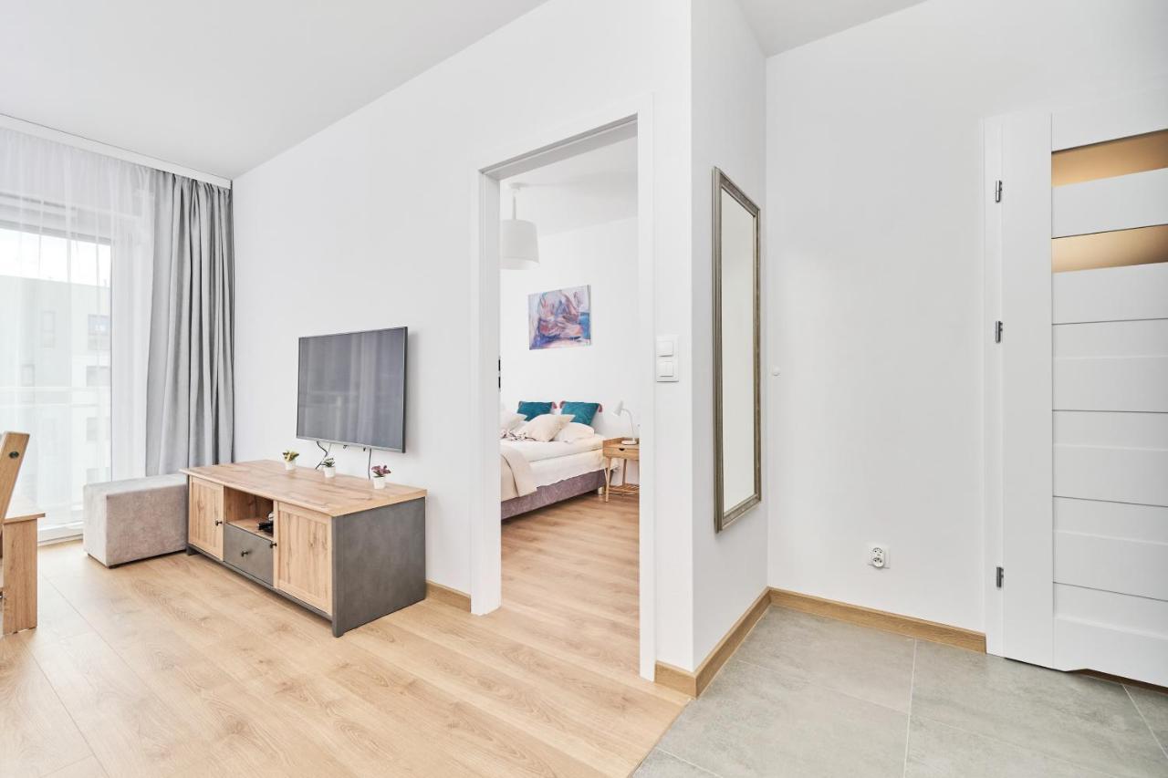 Apartment Wichrowa With Free Garage By Renters
